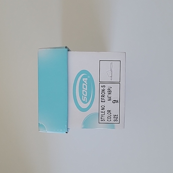 Soda slip on Sandals, Light Brown, flat Sandals, Size 9 - Picture 6 of 6